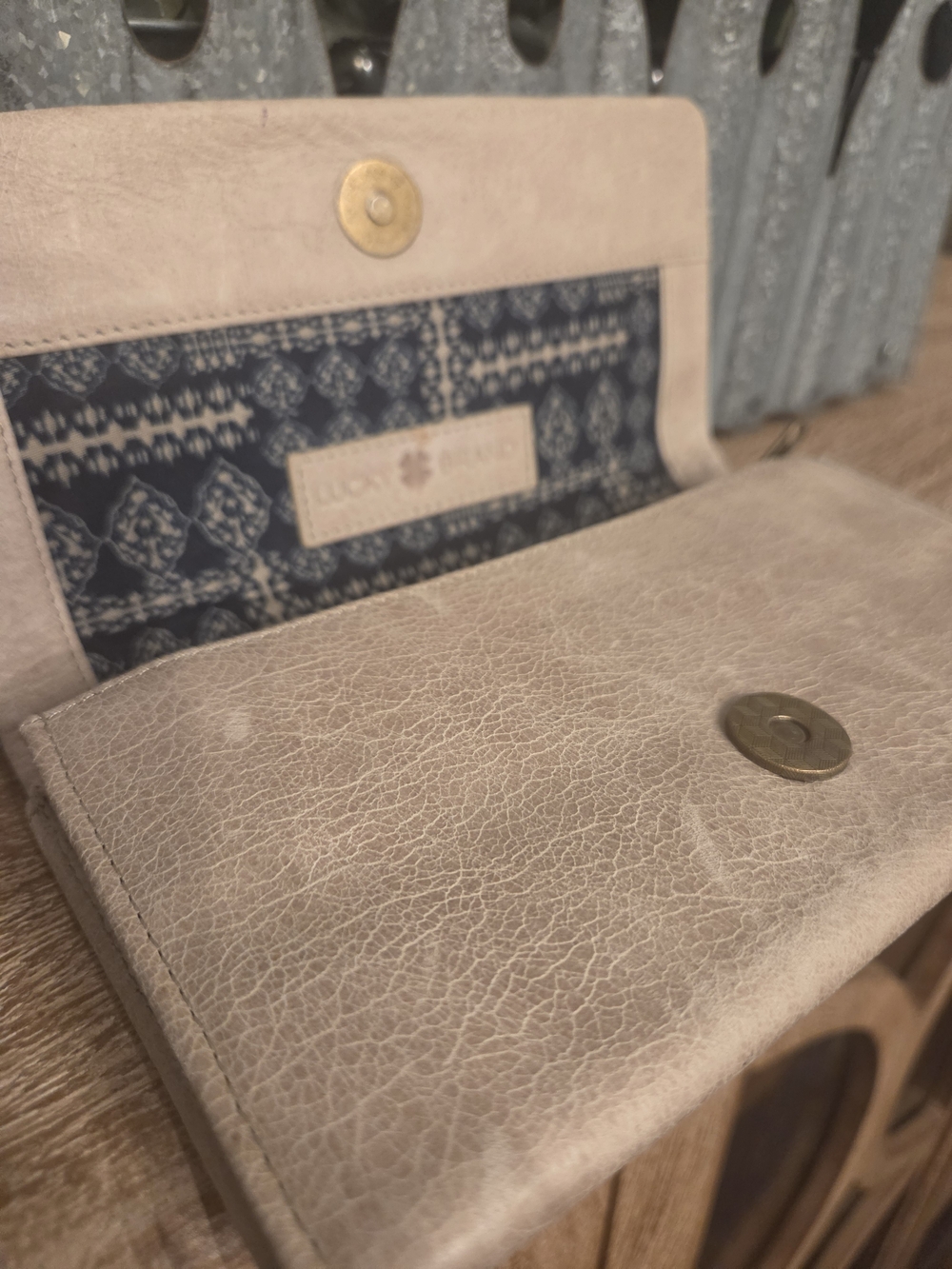 Lucky Brand Beige Suede Wallet with Tan Strap Rings - Picture 4 of 10